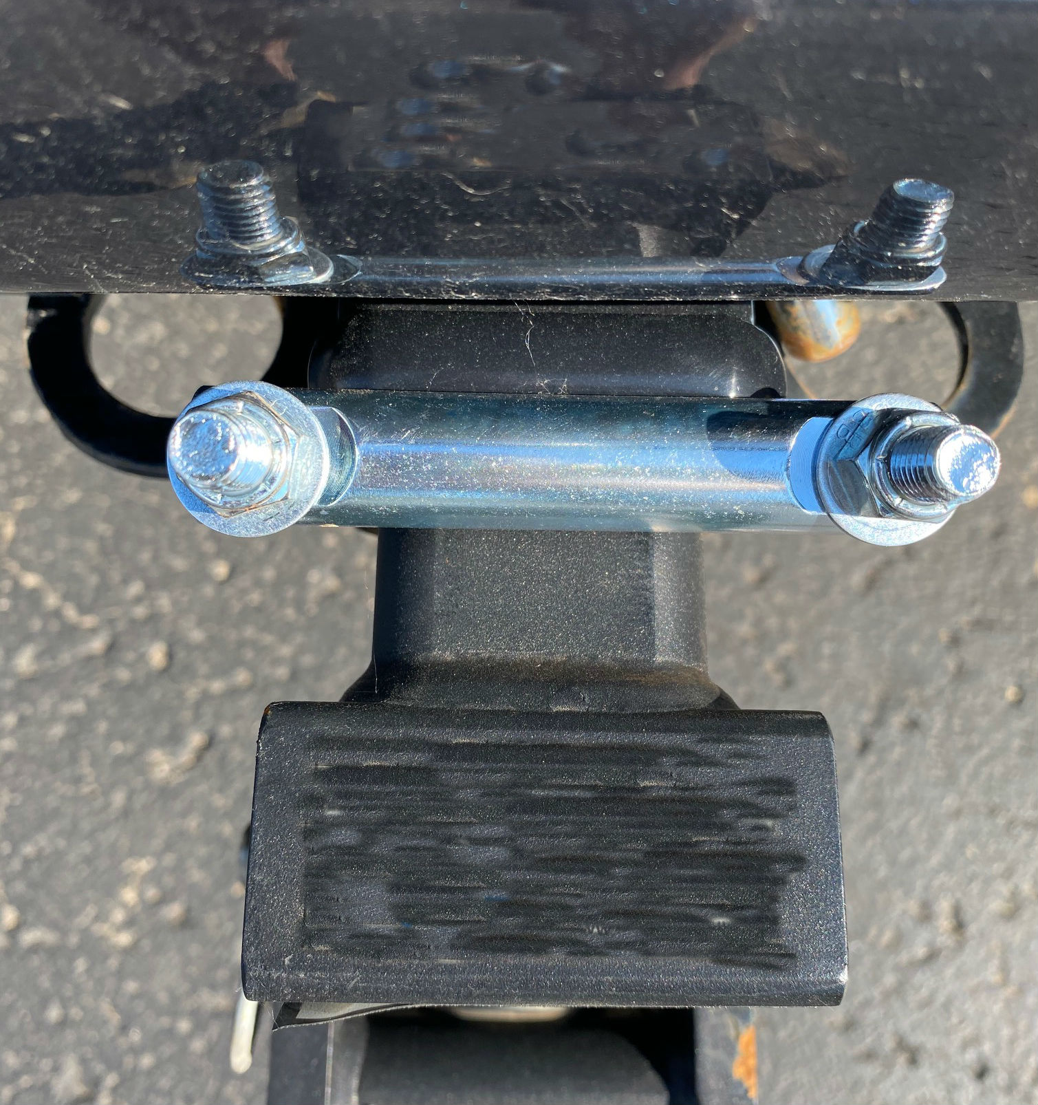 Anti-Rattle Hitch Device for 2